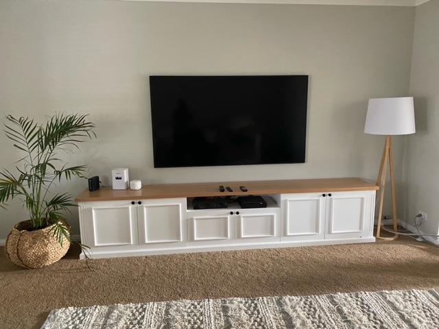 Dalton Hampton Style TV Unit