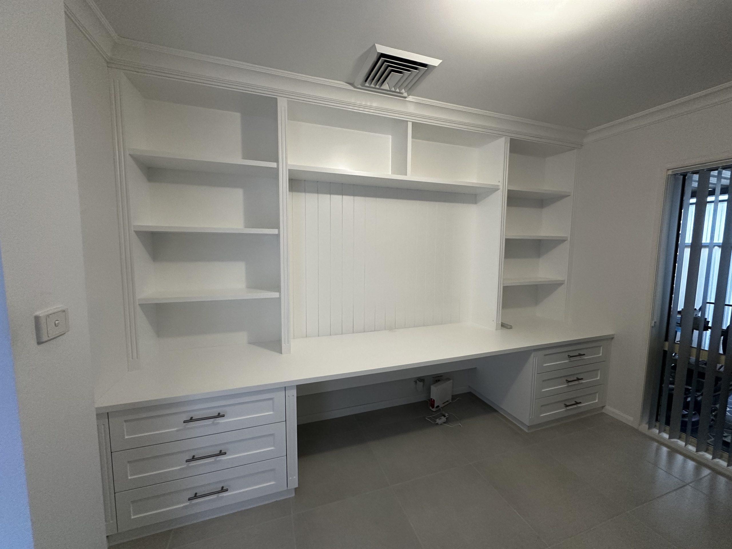 Newbury 2.0Hampton Style Home Office Wall Unit