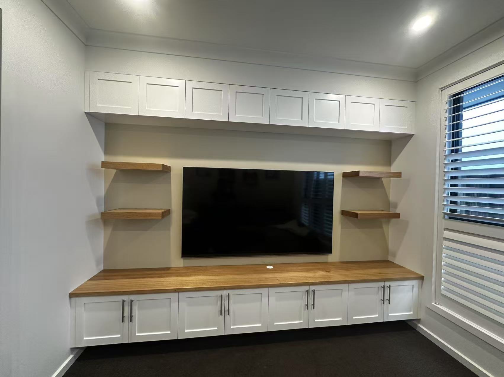 Middleton Entertainment Wall Unit, Wall mOunted Floating Shelf
