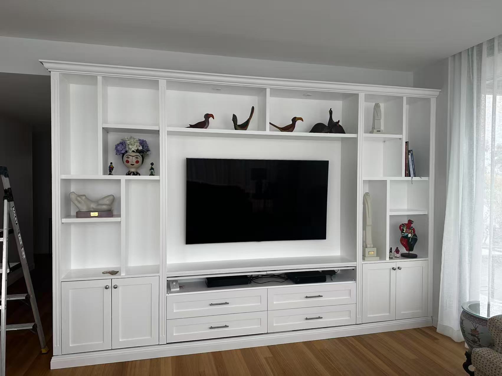 Paddington 4.0 Hampton Style Entertainment Wall Unit