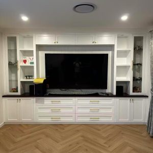 Oakridge hampton Style Entertainment Wall UNIT