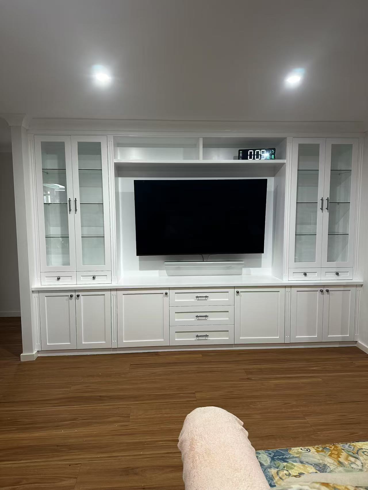 Kellyman 2.0 Hampton Style Entertainment Wall Unit